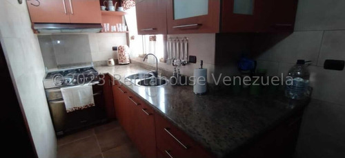 Apartamento En Venta En Las Acacias #24-8947 Josmary Sanjuan