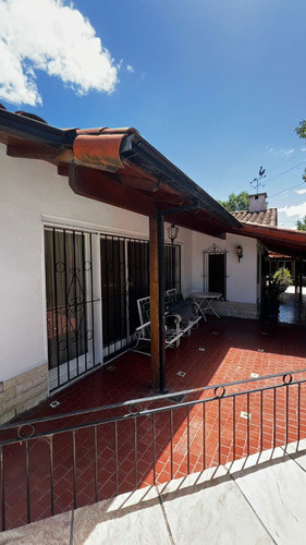 Casa En Venta - Merlo