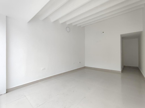 Local En Arriendo En La Ceiba. Cod A28834