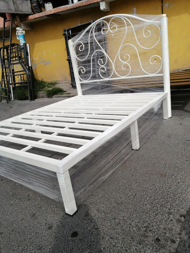 Cama Queen Size