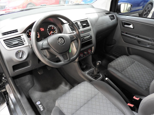 Imagem 7 de 12 de Volkswagen Fox 1.0 Mpi Trendline (flex) Flex Manual