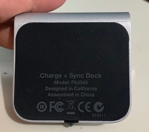 Base Dock Lightning Carga Y Sincroníza Para Ipod E Iphone (Usado)