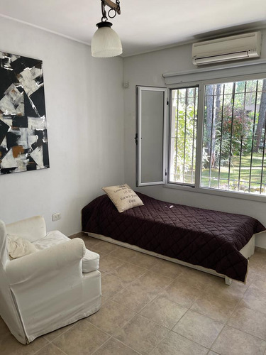 Casa De 4 Dormitorios Y 3 Baños Pinamar Norte