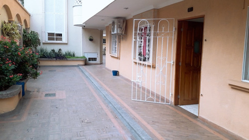Imagen 1 de 6 de En Venta Apartamento Barrio Las Delicias