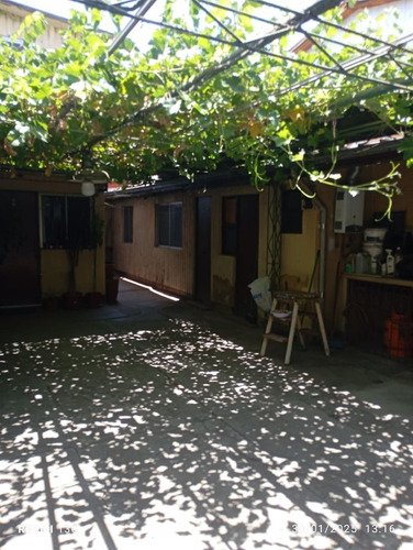 Casa Con Local Comercial En Venta De 4 Dorm. En Conchalí