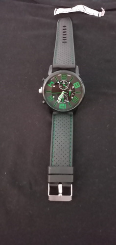 Reloj Fino De Acero Inoxidable Color Negro Y Verde Nuevo