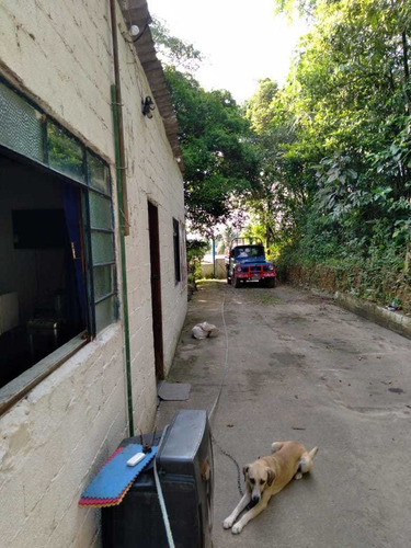 Sitio Parelheiros 1.170 Mtrs² Três Cômodos Com Garagem