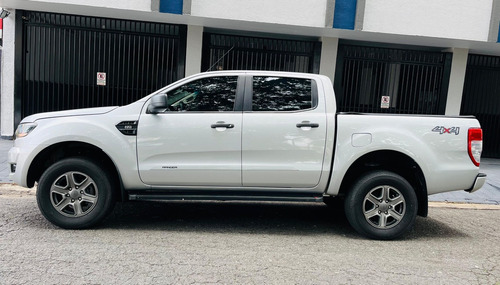 Ford Ranger 2.2 XLS 4X4 CD 16V