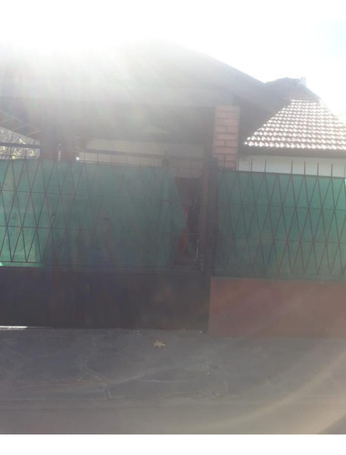 Casa En Alquiler - 2 Dormitorios 1 Baño - 90mts2- Manuel B Gonnet