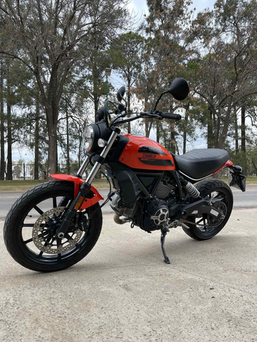 Imagen 9 de 13 de Ducati Scrambler 400 Sixty2