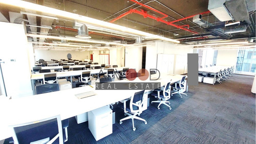 Imagen 10 de 13 de Oficina Amoblada 405 M2 Escuela Militar / 64 Puestos/3 Salas