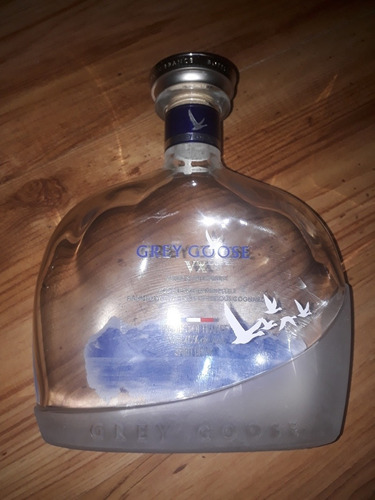 Botella Vacia De Vodka Grey Goose Vx