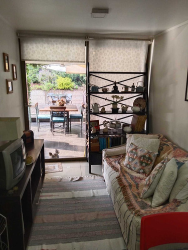 Casa 146 M2, 4d+4b+piscina, Peñalolén (71833)