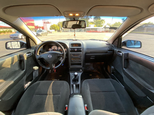 Chevrolet Astra Gls 2.0 8v Nafta