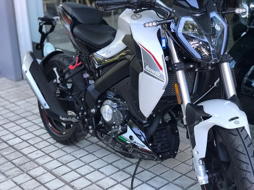 Imagen 2 de 8 de Benelli 180 S 2022, El Mejor Precio!! La Mejor Naked