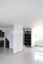 Comprar Venta Casa En Condominio, Celaya, Gto.