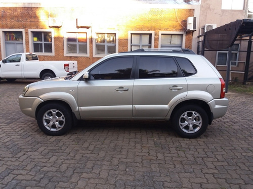 Hyundai Tucson 2.0 N 2wd Mt 2009