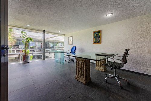 Casa Con Uso De Suelo Lomas De Chapultepec