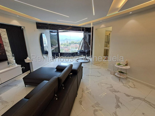 Bello, Moderno, Remodelado, Excelente Vista. 25-24297