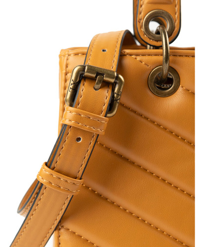 Cartera Xl Extra Large Thais Camel Acabado De Los Herrajes Níquel Correa De Hombro A Tono Diseño De La Tela Liso