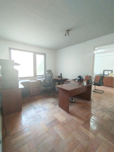 Arriendo Oficina 2p/1b - Santiago