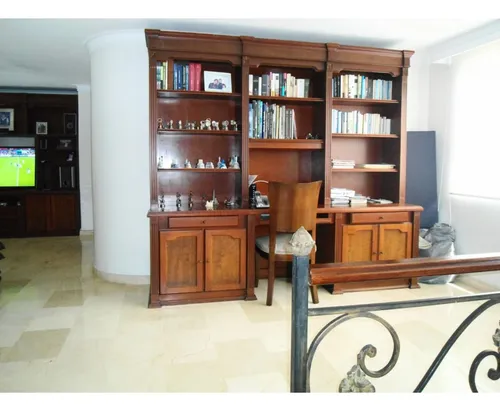 Apartamento Duplex Ubicado En Los Balsos - Poblado