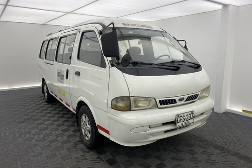 Kia Pregio 3.0 Prgg 8 L 2002