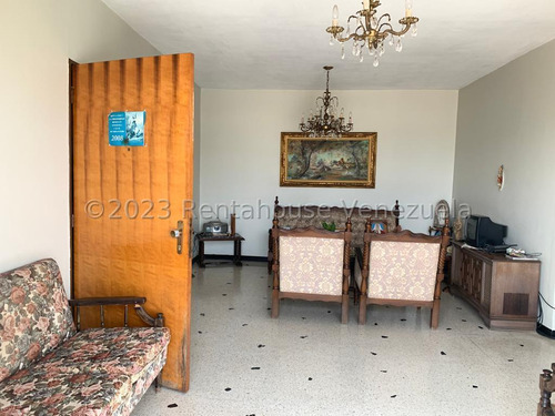 Lindo Edificio Comercial En Venta En Centro Barquisimeto Jr