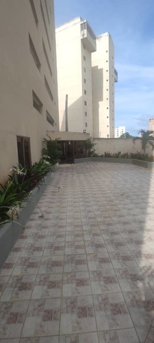Imagen 2 de 27 de Apartamento En Alquiler
