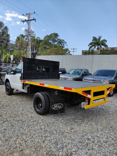 Imagen 2 de 9 de Ford F-350 Plataforma