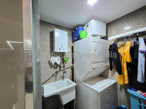 Maravilloso Y Completamente Remodelado Apartamento En Venta Con Inmejorable Ubicación Colinas De La Tahona