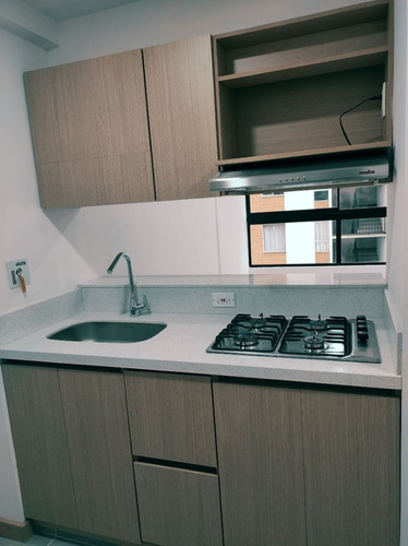 Imagen 3 de 10 de Venta De Apartaestudio Para Estrenar En Calasanz