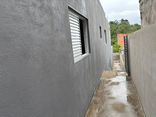 Casa Grande Em Cajamar Com Dois Andares