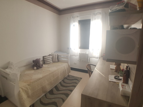 Imagem 6 de 16 de Apartamento Á Venda Todo Reformado ( Com Baixa Despesa Mensal ) - Ap05082 - 67854520