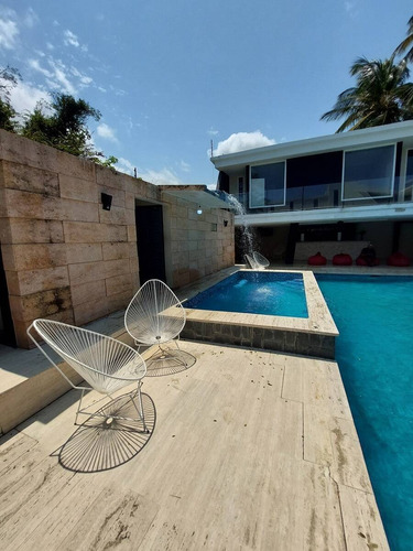 Imagen 24 de 25 de Frances Mijares Vende Hotel Boutique Bahía De Cata Cód 182520
