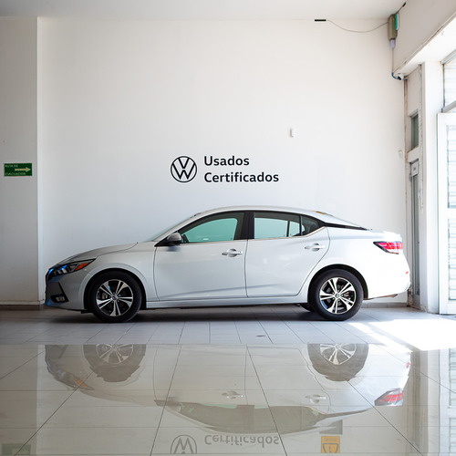 Nissan Sentra ADVANCE 4P L4 2.0L CVT