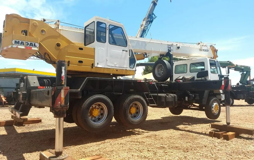 Guindaste Madal Md 250 25 Ton. Ano 2005 - 1134