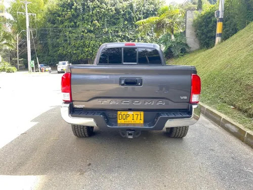 Toyota Tacoma Sr5