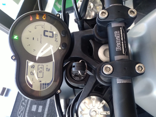 Benelli Leoncino 500 2021 Usada 2500km Impecable L.p.tranf