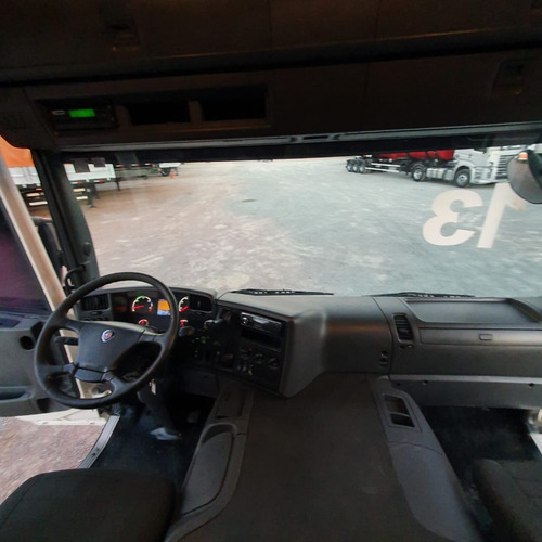 Imagem 13 de 22 de Caminhão Scania P360 Opticruise Cavalo 4x2 Toco P 360 2013
