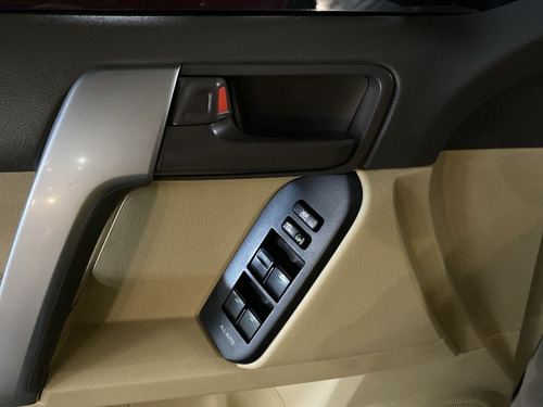 Imagen 17 de 25 de Toyota Land Cruiser Prado Vx