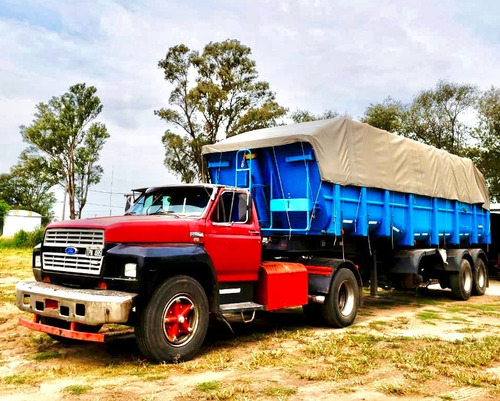 Ford F700 1985