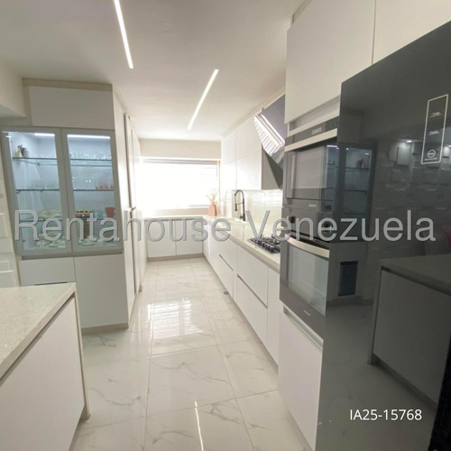 Lomas Del Avila En Venta Hermoso Pent House Dúplex Con Vista Al Ávila