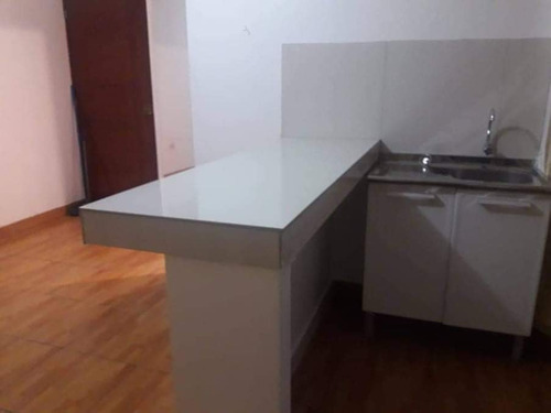 Habitación Con Cocina