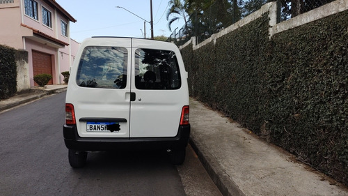 Peugeot Partner Furgão 1.6 Completo