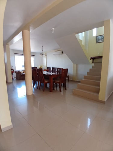 Casa En Palo Sano, La Asunción, Isla De Margarita Cod: 0999