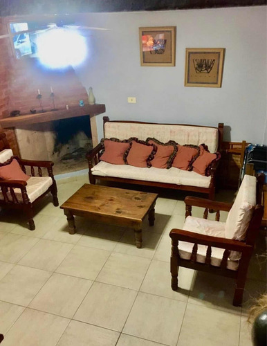 Casa 4 Dormitorios 2 Baños 6 Aires Acondicionado 1 Termotan