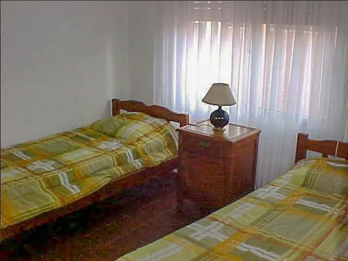Venta Casa Atlántida Cinco Dormitorios