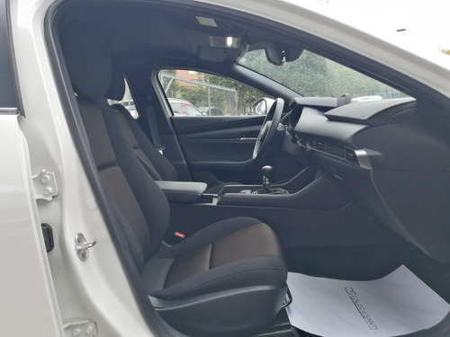 Mazda 3 Skyactiv-g 2.0 Mecanico 2022