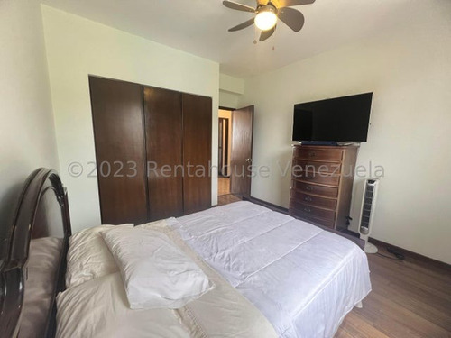 Apartamento En Alquiler En Lomas Del Sol 150mt2 3d 2b 3p